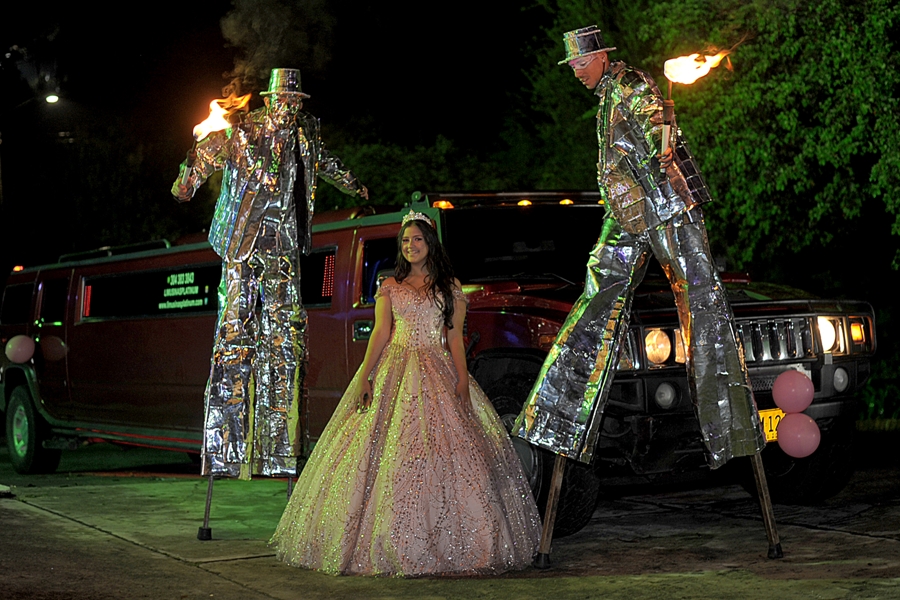 carrusel-15ANOS-16-sweet-eventostrinitycom-SHOWS-1.jpg carrusel-15ANOS-16-sweet-eventostrinitycom-SHOWS-1.jpg